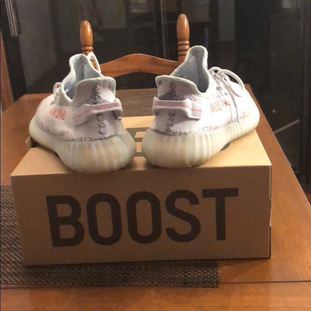 9/10 Yeezy Blue tint. Size 12 Original Box. - Picture 4 of 5